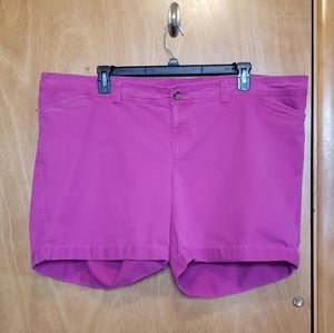 Old Navy shorts size 22. Pink